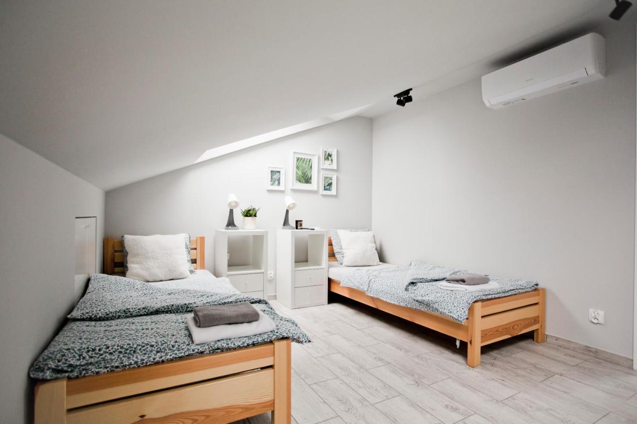 Spokojna Apartamenty Тшебиния Екстериор снимка